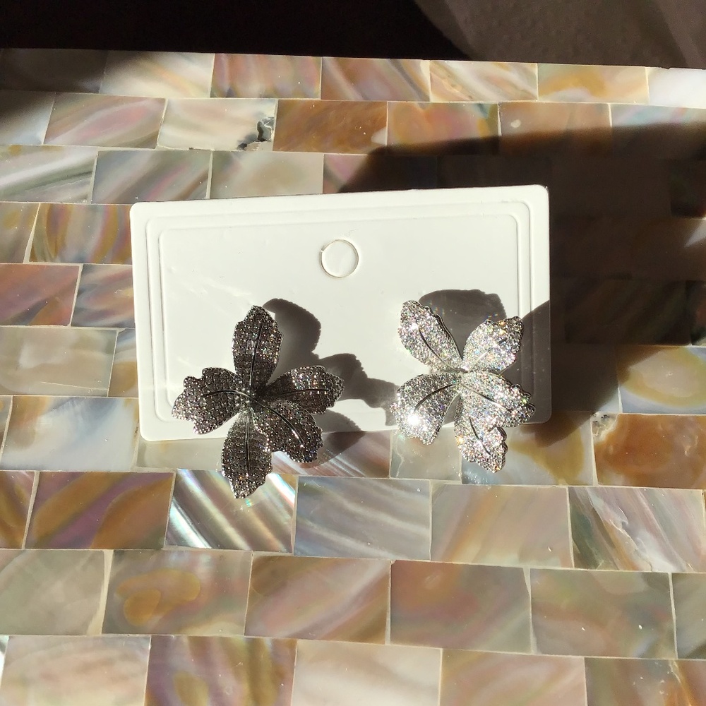 Flower earrings (Pasquale Bruni inspired)